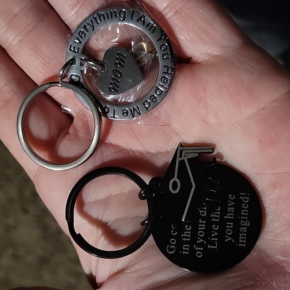 Key chains - Picture 3 of 3